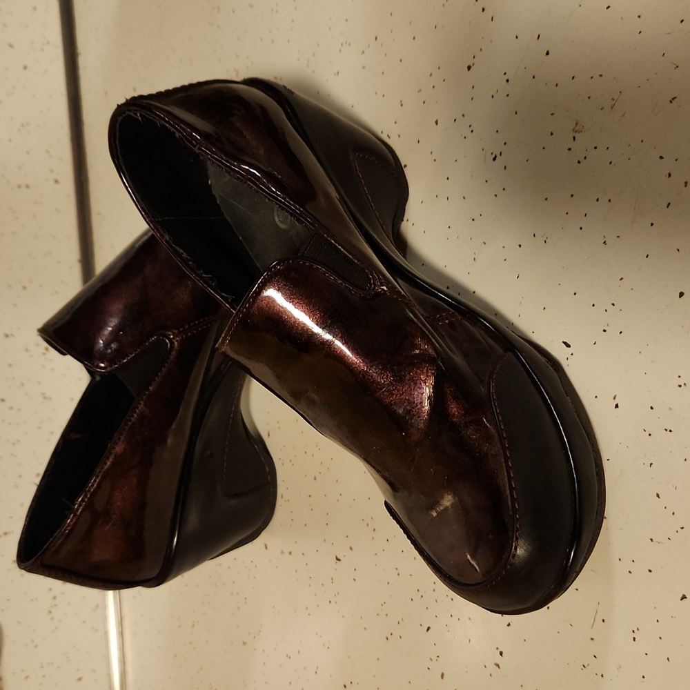 JBU WINE PATENT LOAFER